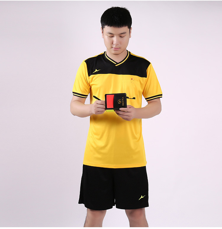 速锐达足球裁判服套装短袖男吸汗透气可印制专业比赛裁判球衣装备