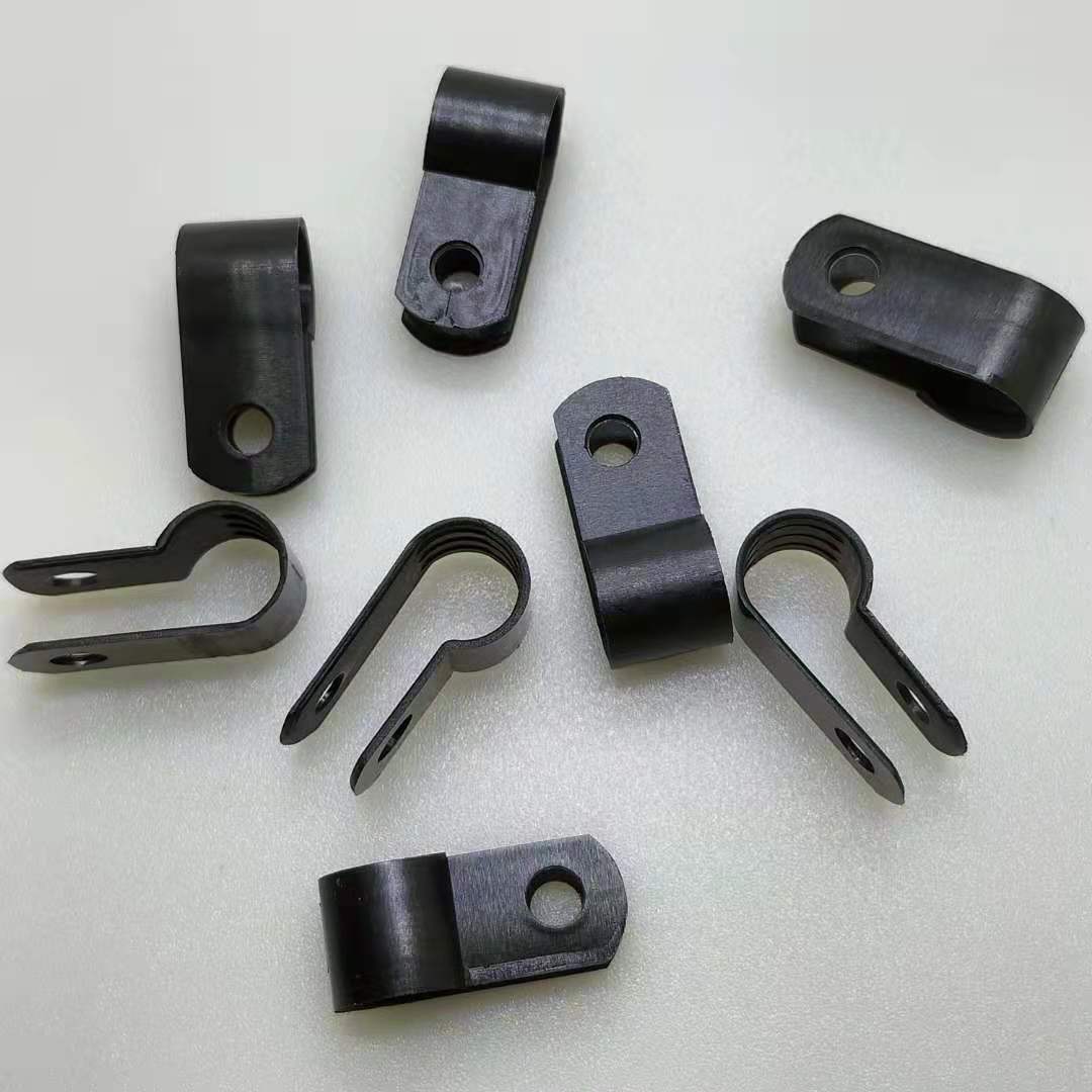 黑色r型线夹绝缘卡uc加厚pa66尼龙理线螺丝固定夹电缆走线卡扣