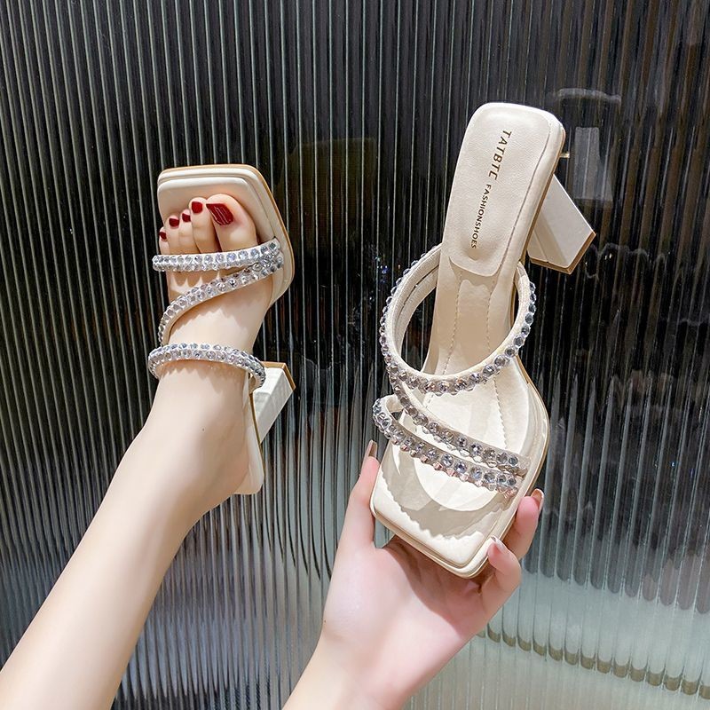 水钻一字带高跟凉鞋女2024年夏季新款防水台粗跟露趾时尚休闲凉拖