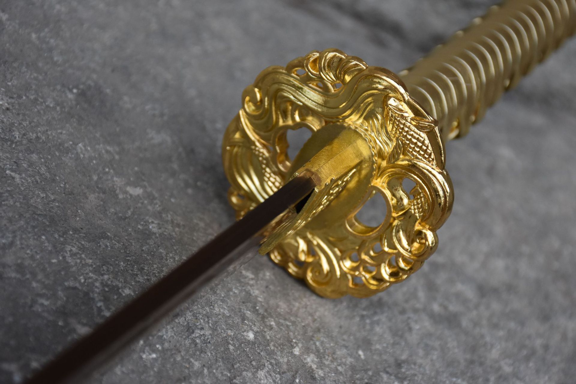 龙泉市刀剑一体烤金日式剑防身手工锻打宝剑硬剑冷兵器收藏未开刃