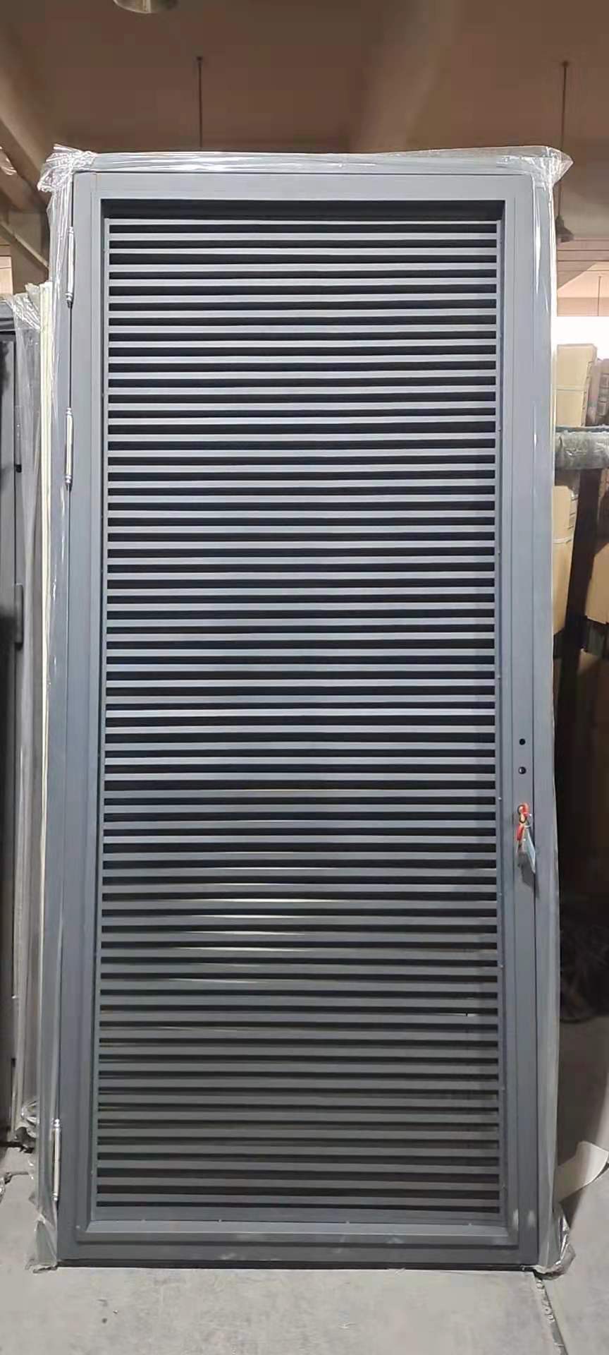 正阳红厂家直销百叶窗镀锌钢质门防盗门安全门金属门进户门工程门