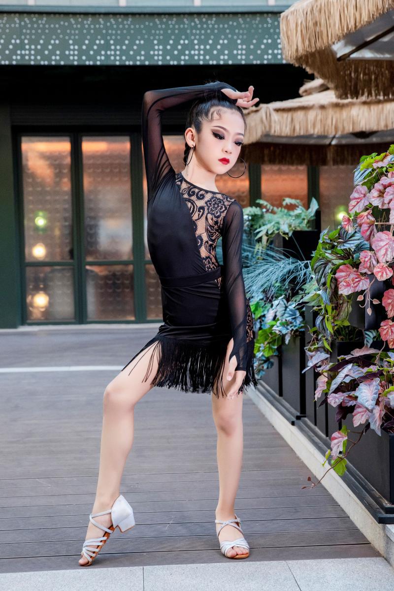 少儿拉丁舞服女图片