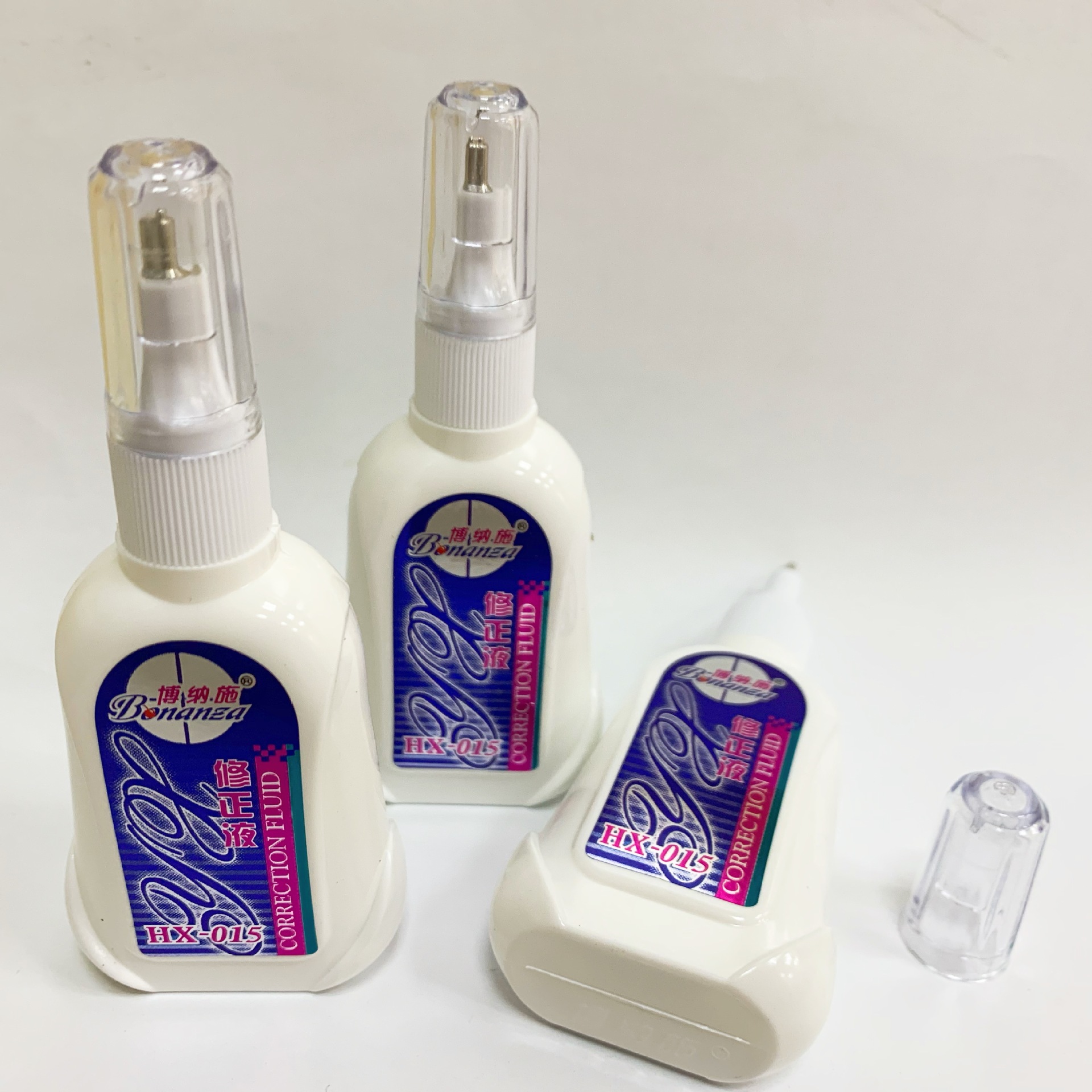 特价 博纳施hx-015铁嘴快干修正液涂改液学生用品办公用品 12ml