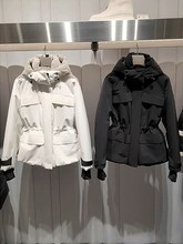 13869法式高级感白色冲锋衣女2023年冬季新款独特别致工装棉服