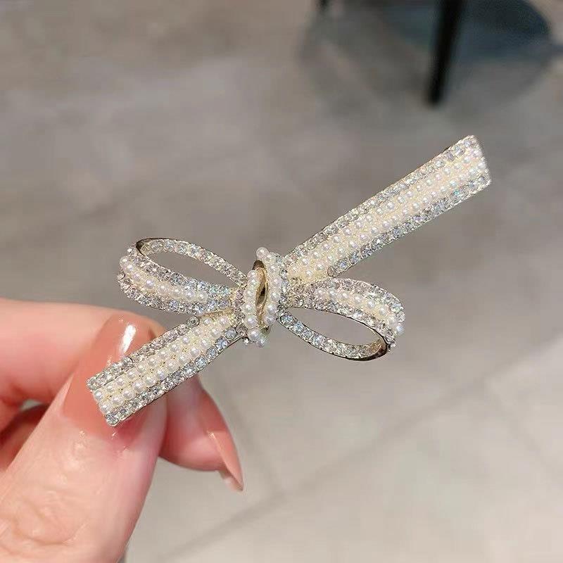 New 2022 New Pearl Rhinestone Leaves Duckbill Clip South Korea Elegant Hair Clip Internet Celebrity Bang Clip Broken Hair Side