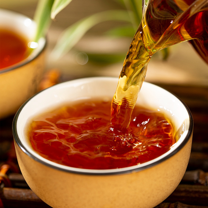 批发茶叶云南 红茶 凤庆滇红茶 蜜香红茶小饼100g 甜润 春茶饼茶