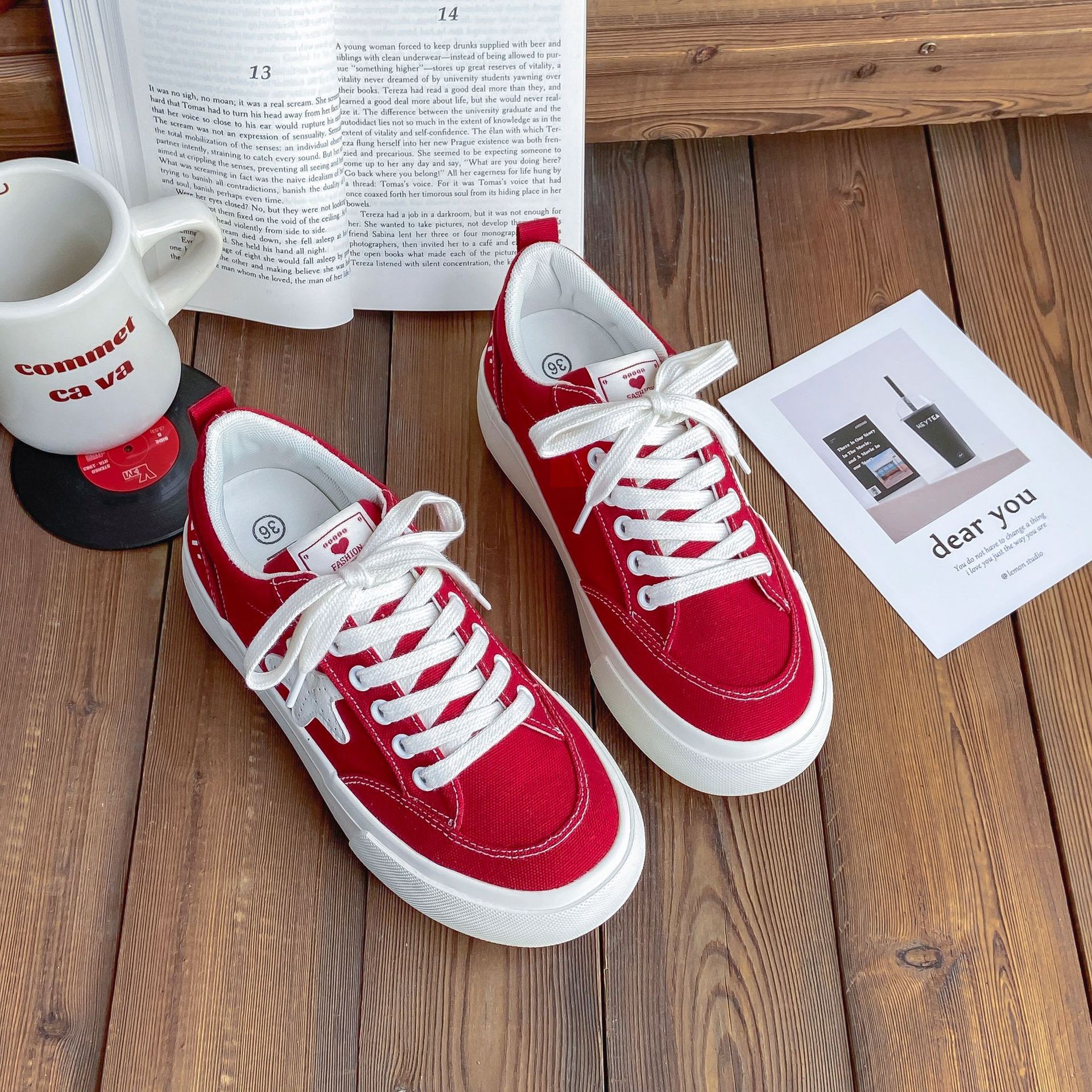 新款帆布鞋女百搭韩版时尚女鞋子潮鞋子春季休闲红色运动鞋春秋