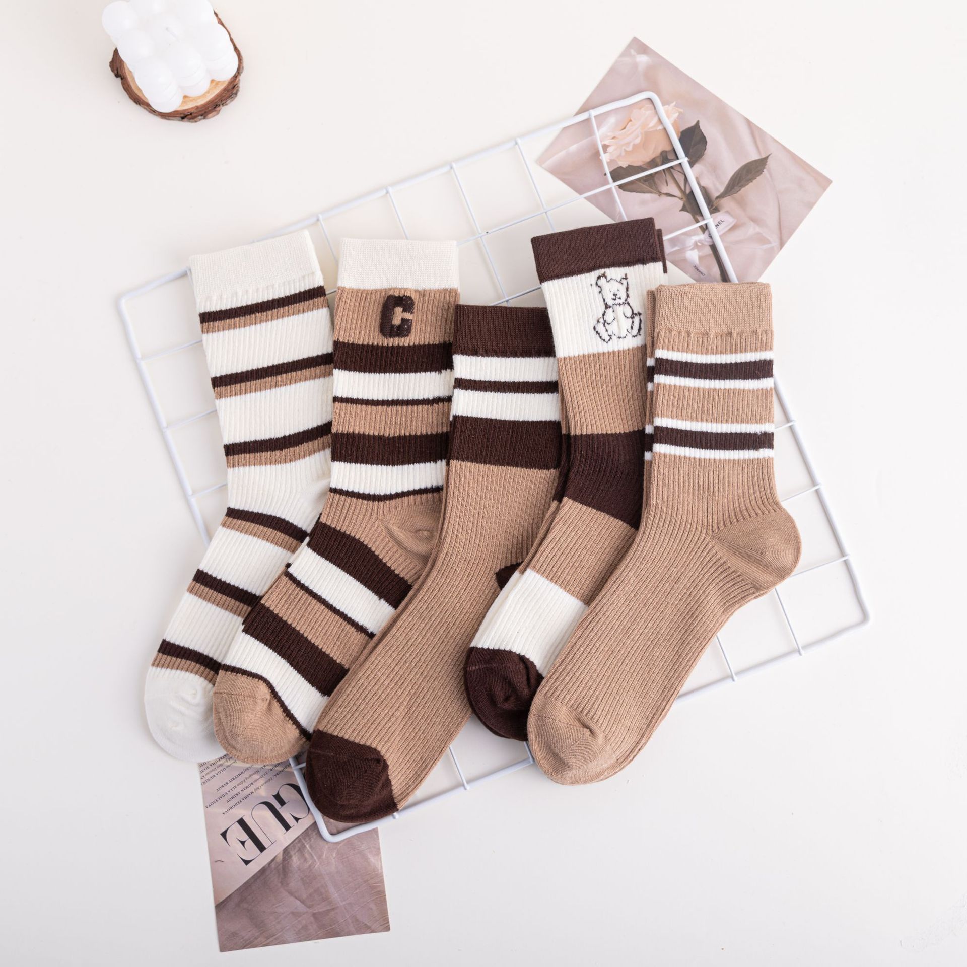 条纹字母咖色系袜子女长筒袜ins潮百搭学院风外穿运动袜一件代发