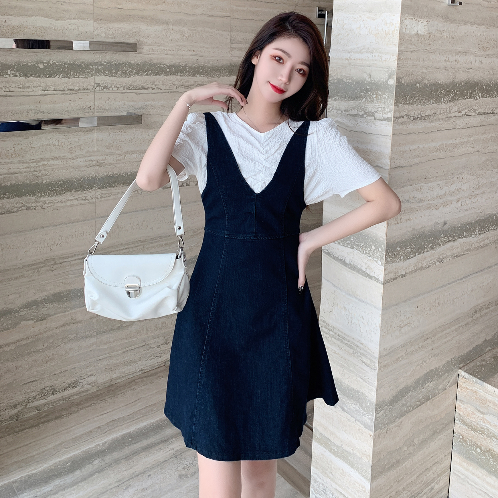 牛仔吊带连衣裙修身图片-海量高清牛仔吊带连衣裙修身图片大全 - 阿里