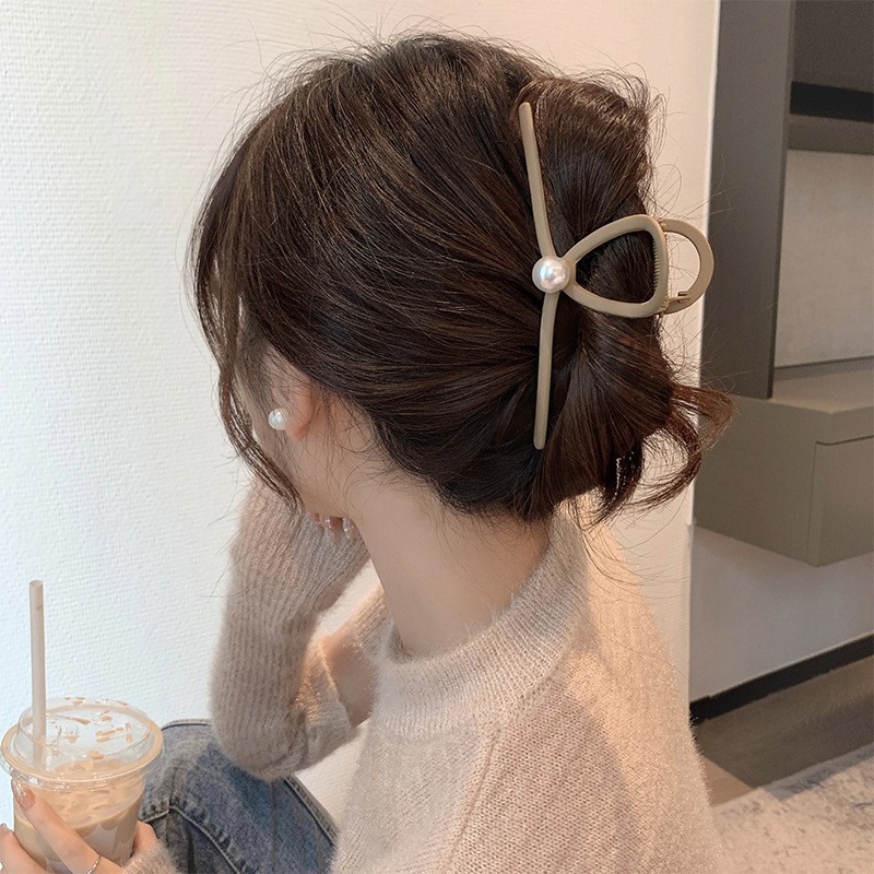 Metal Frosted Grip Oversized Barrettes Back Head High-Grade Hair Volume Multi-Hair Accessories Pearl Shark Clip Women's Headdress