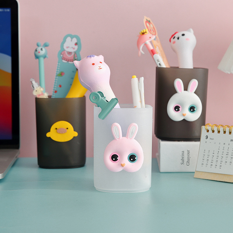 Creative Desktop Stationery Pen Holder Fashion Cartoon Stationery Storage Bucket Office Pen Holder Personalized Student Stationery Wholesale