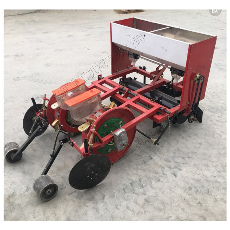 四轮带谷子铺膜播种机 农用颗粒状种子撒播机 玉米间歇式播种机