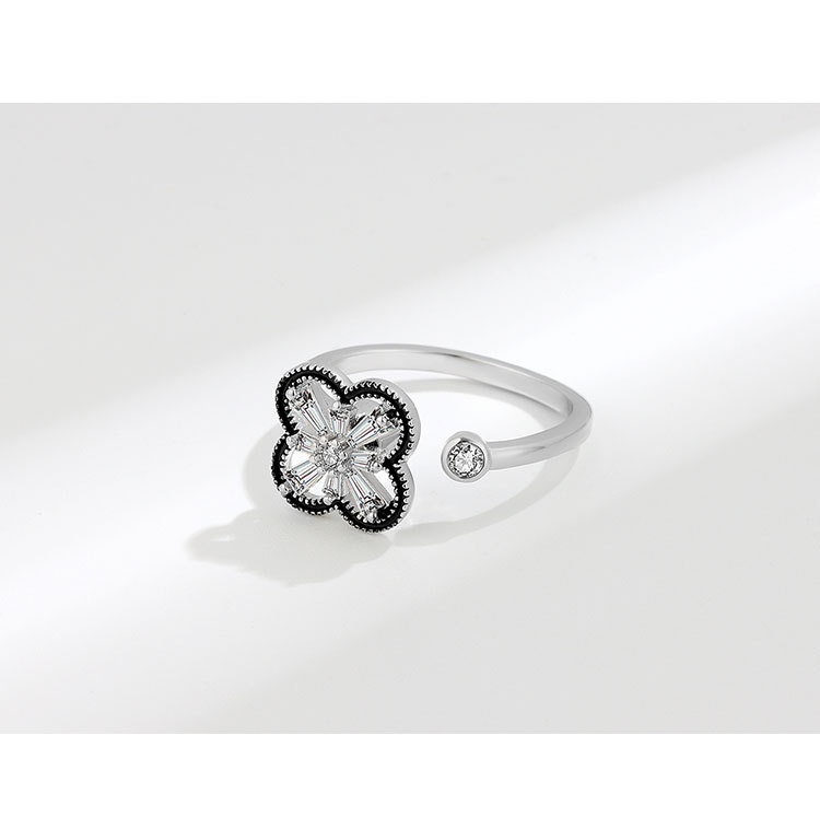 亚马逊2022情人节礼物女士时尚四叶草转动戒指可转动抗焦虑旋转环