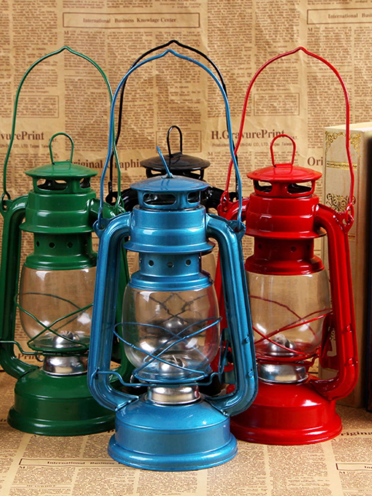 老式复古煤油灯露营手提马灯年代感怀旧老物件拍摄道具装饰品摆件