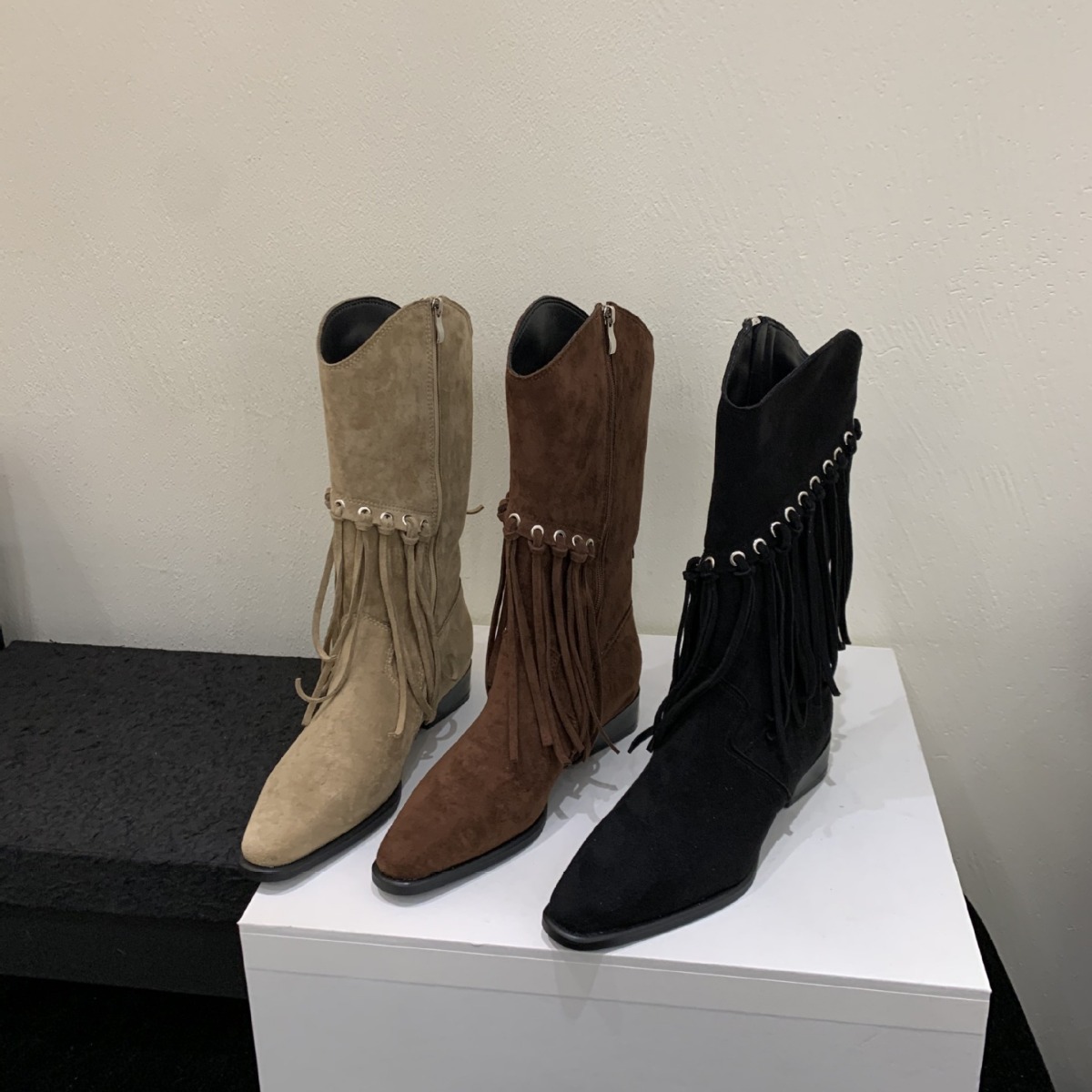 气质休闲骑士单靴韩版尖头中筒靴流苏个性西部靴粗跟磨砂皮时装靴