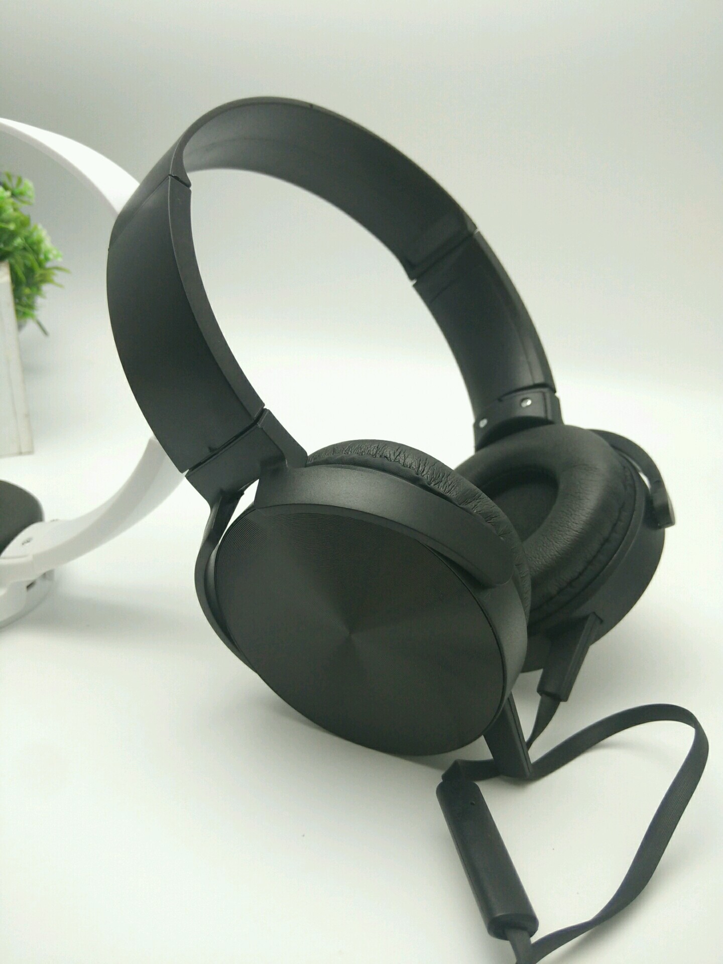 可带麦克风头戴式耳机 便宜伸缩折叠头戴式耳机 畅销亚马逊amazon