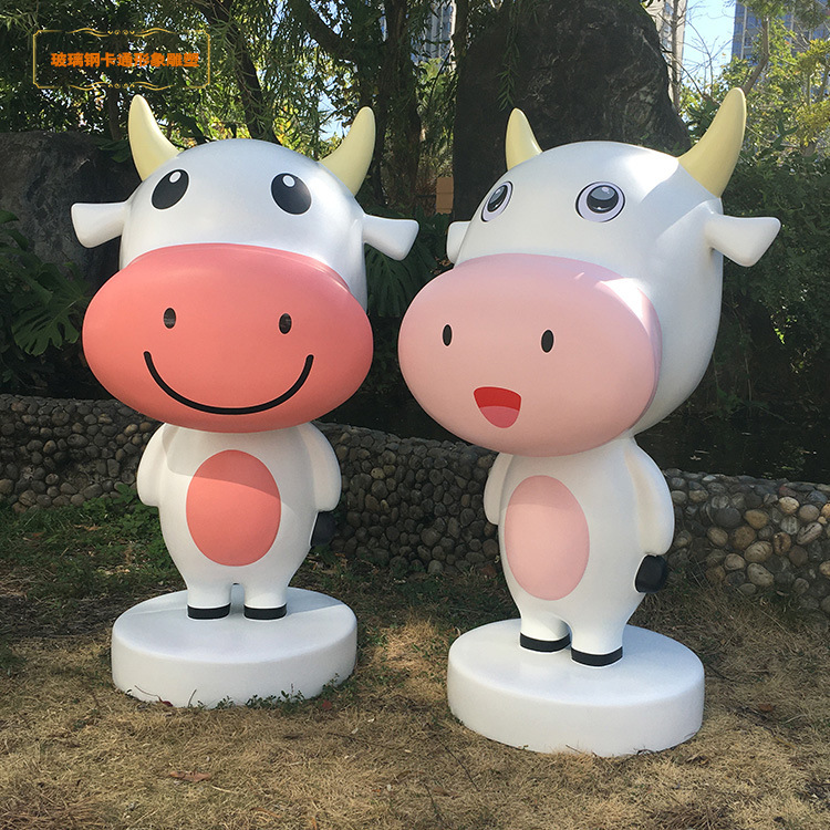 玻璃钢雕塑工厂直销卡通动物雕塑小牛摆件奶牛公仔园林景观牛雕塑