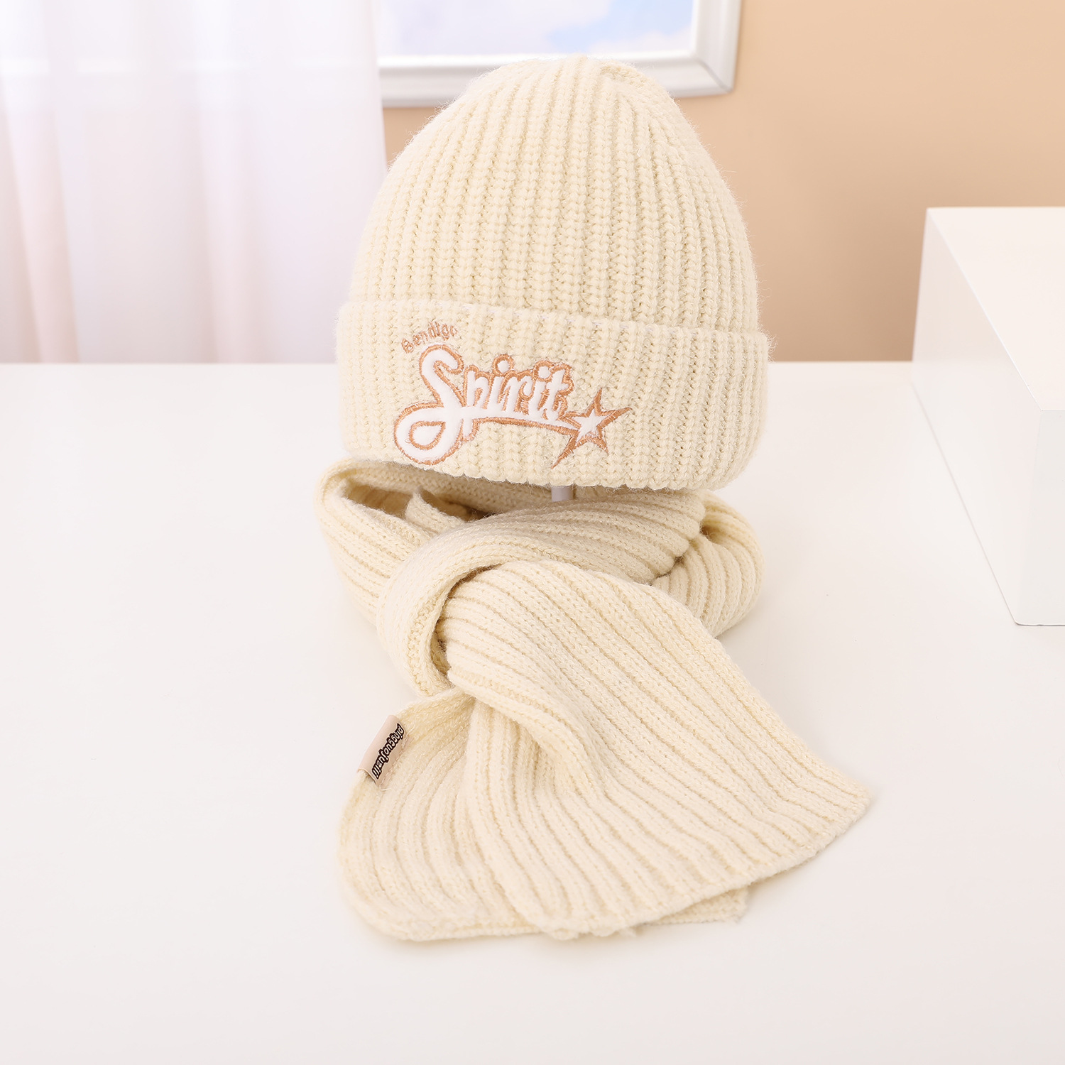 Children's Hat Scarf Set Autumn and Winter Woolen Cap Children's Knitted Warm Thickened Boys and Girls Two-Piece Hat