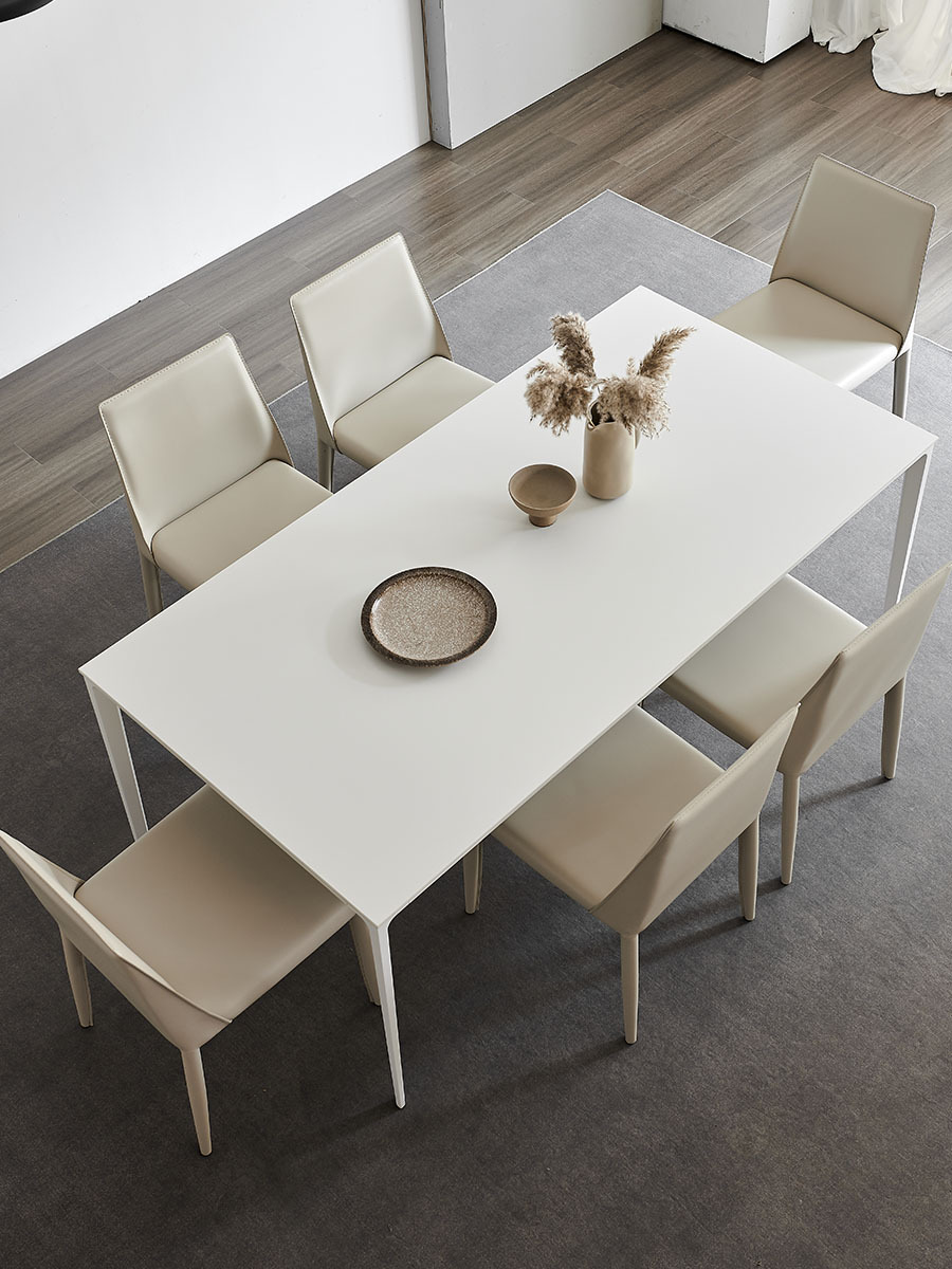 德利丰纯白岩板餐桌小户型家用饭桌长方形桌子铝合金意式极简餐桌