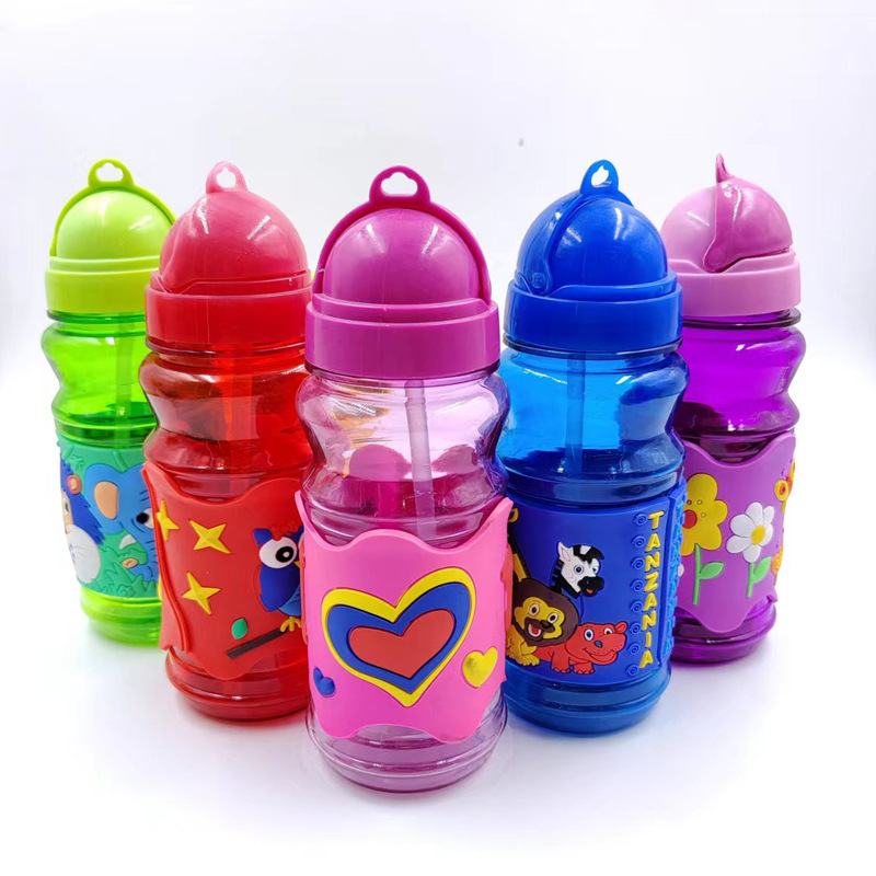 Cartoon Style Children's Outdoor Drinking Glass Cute Straw Cup Portable Kettle