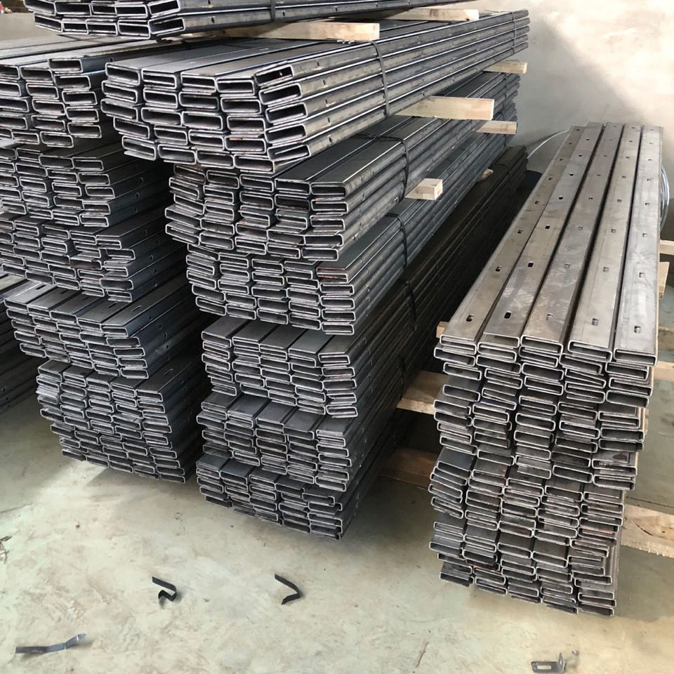 楼梯玻璃扶手预埋地槽u型卡槽玻璃栏杆预埋件凹槽镀锌钢槽