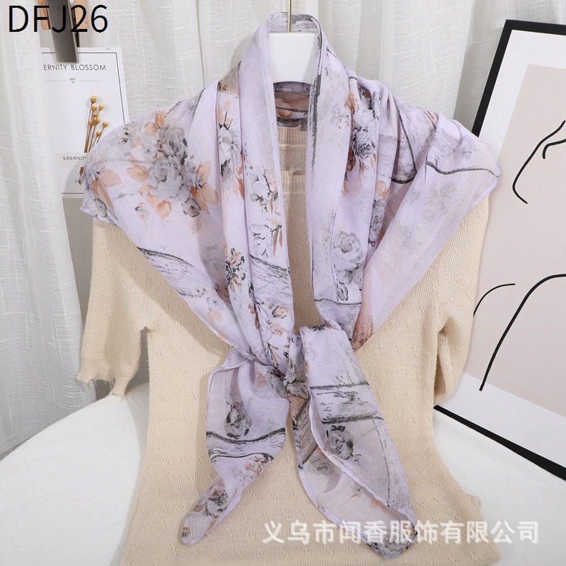 Women's Printed Square Scarf 90 * 90cm Thin Scarf Autumn and Winter Warm Scarf Spring and Summer Sun Protection Dust Proof Headcloth