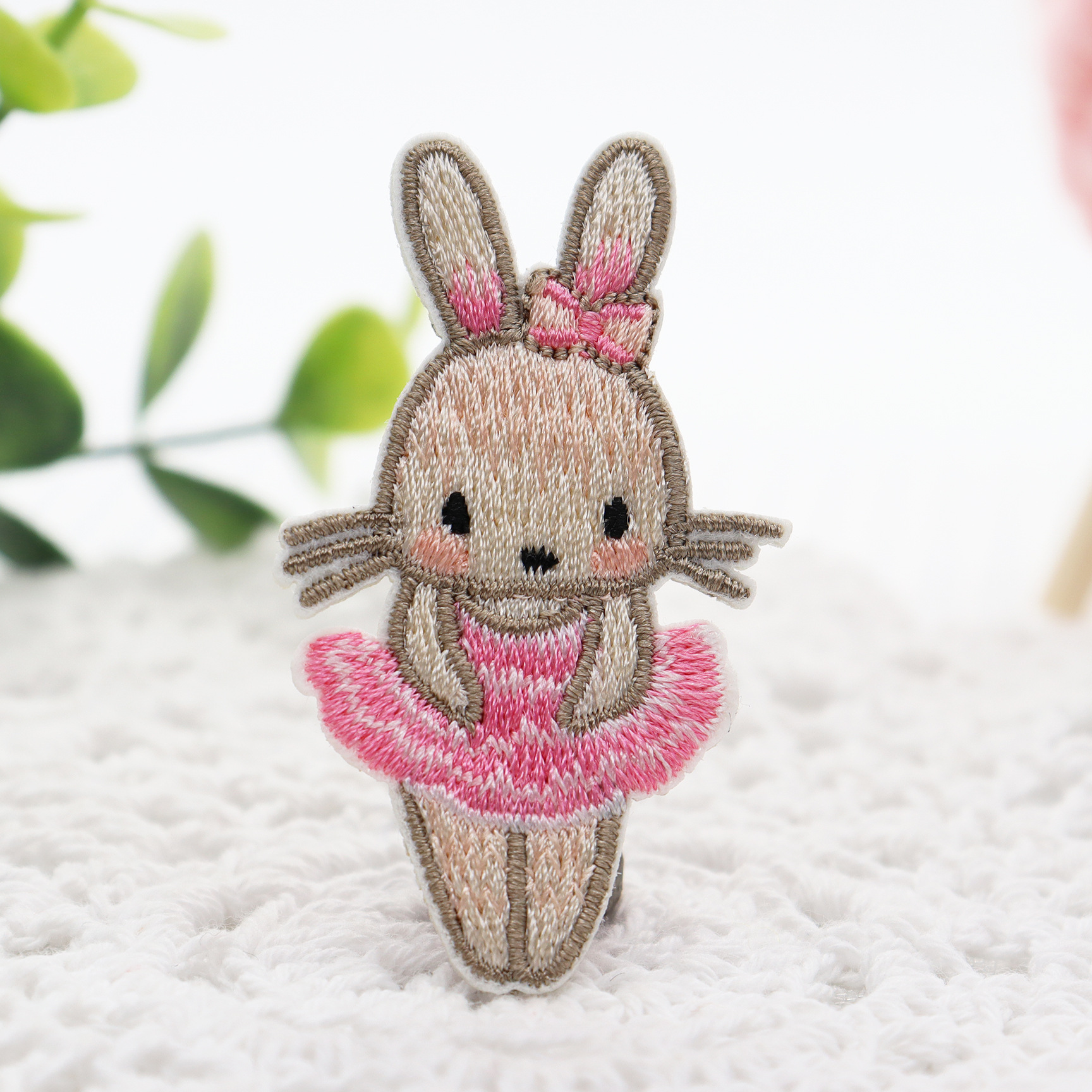 可爱小兔子芭蕾舞兔刺绣 补丁贴布贴胸针徽章 手作diy修补动物卡