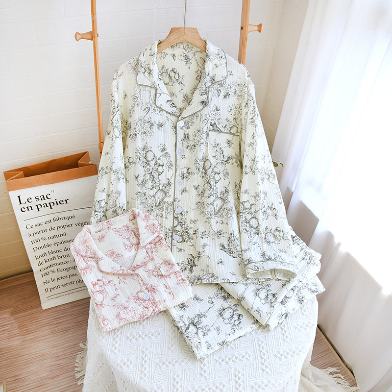 couple‘s cotton double-layer gauze pajamas spring and autumn thin long sleeve cardigan homewear suit men‘s and women‘s printed loose