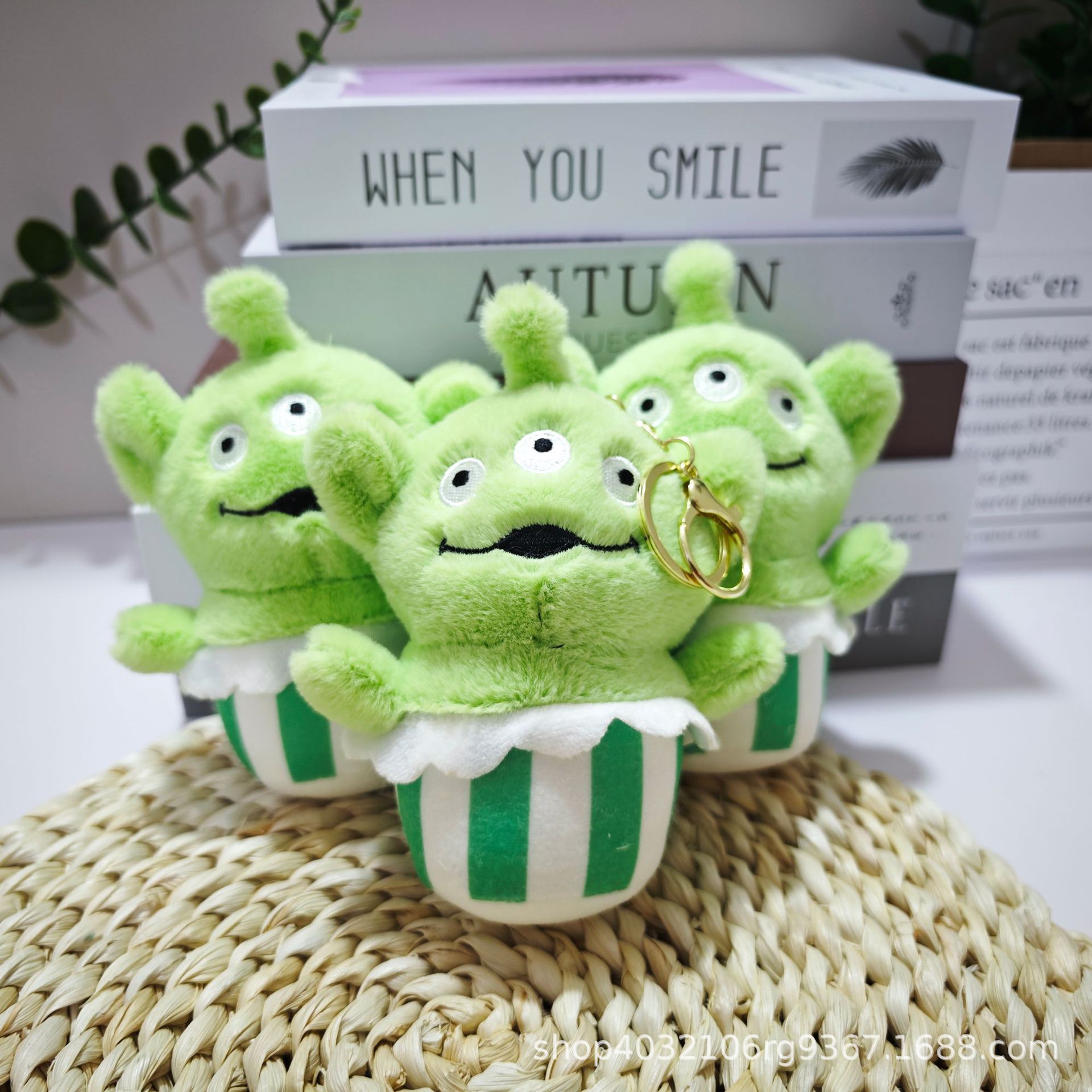 独眼大怪兽毛绒玩偶三眼怪钥匙扣包包挂饰挂件抓娃娃机公仔小礼品