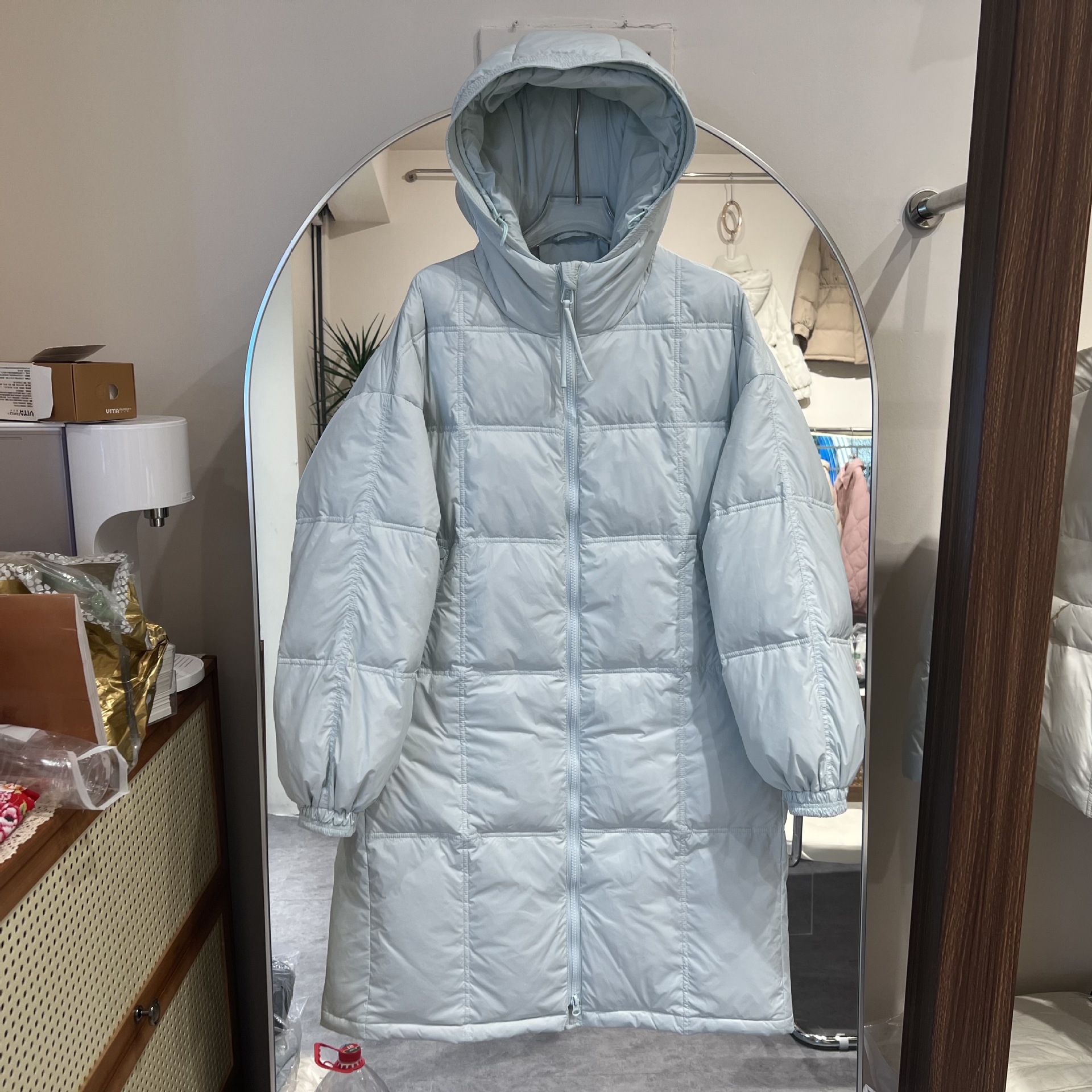 2023年反季新款羽绒服女中长款连帽加厚宽松糖果色面包白鸭绒外套