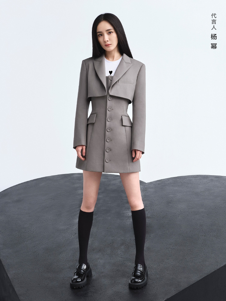 a-moco杨幂同款2021秋冬新品高端复古西装小外套吊带连衣裙两件套