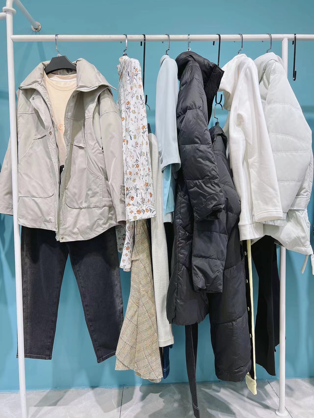 服饰进货图片
