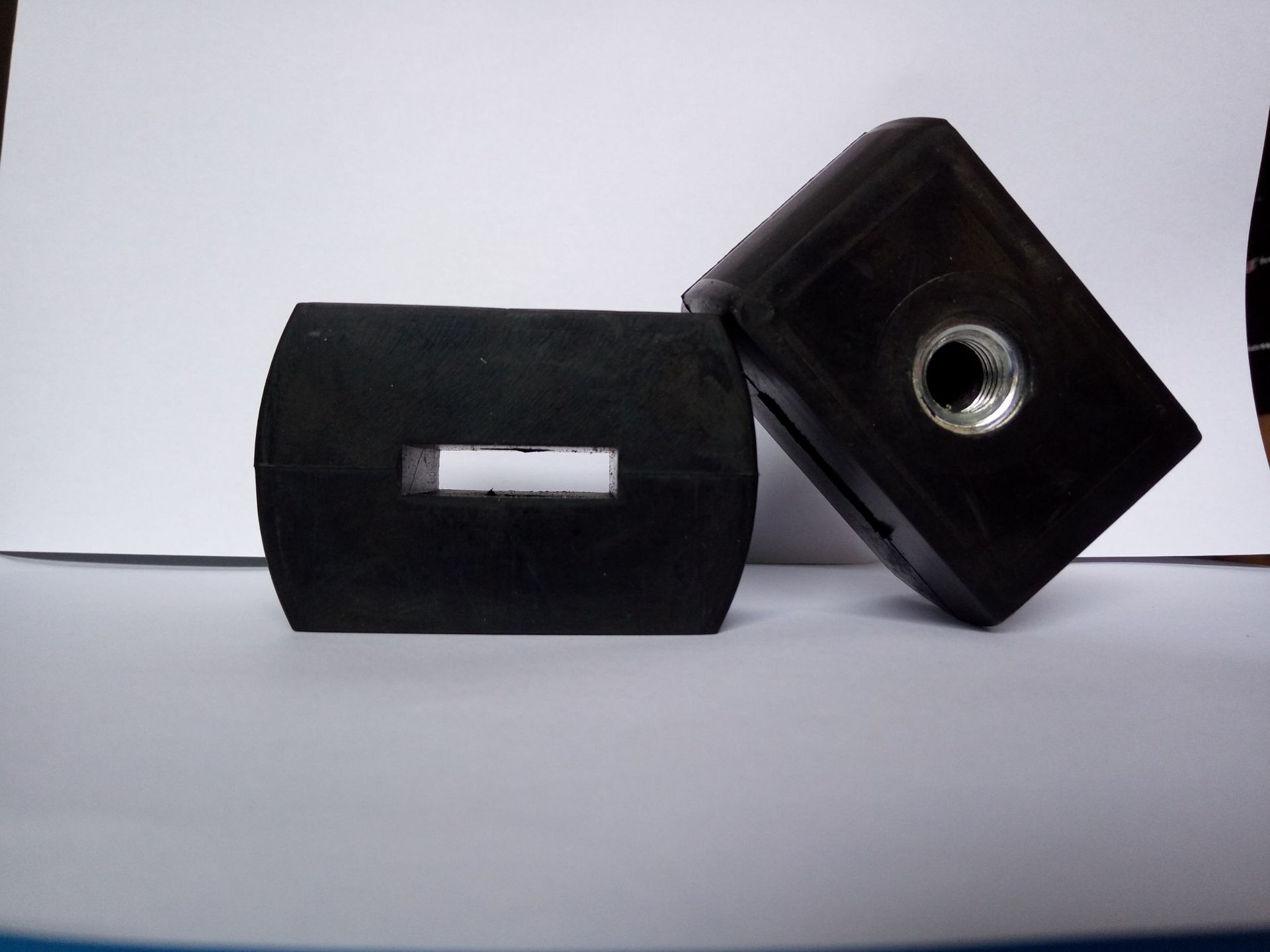 橡胶减震垫汽车减震块电机配件汽车电机橡胶减震块汽车电机配件