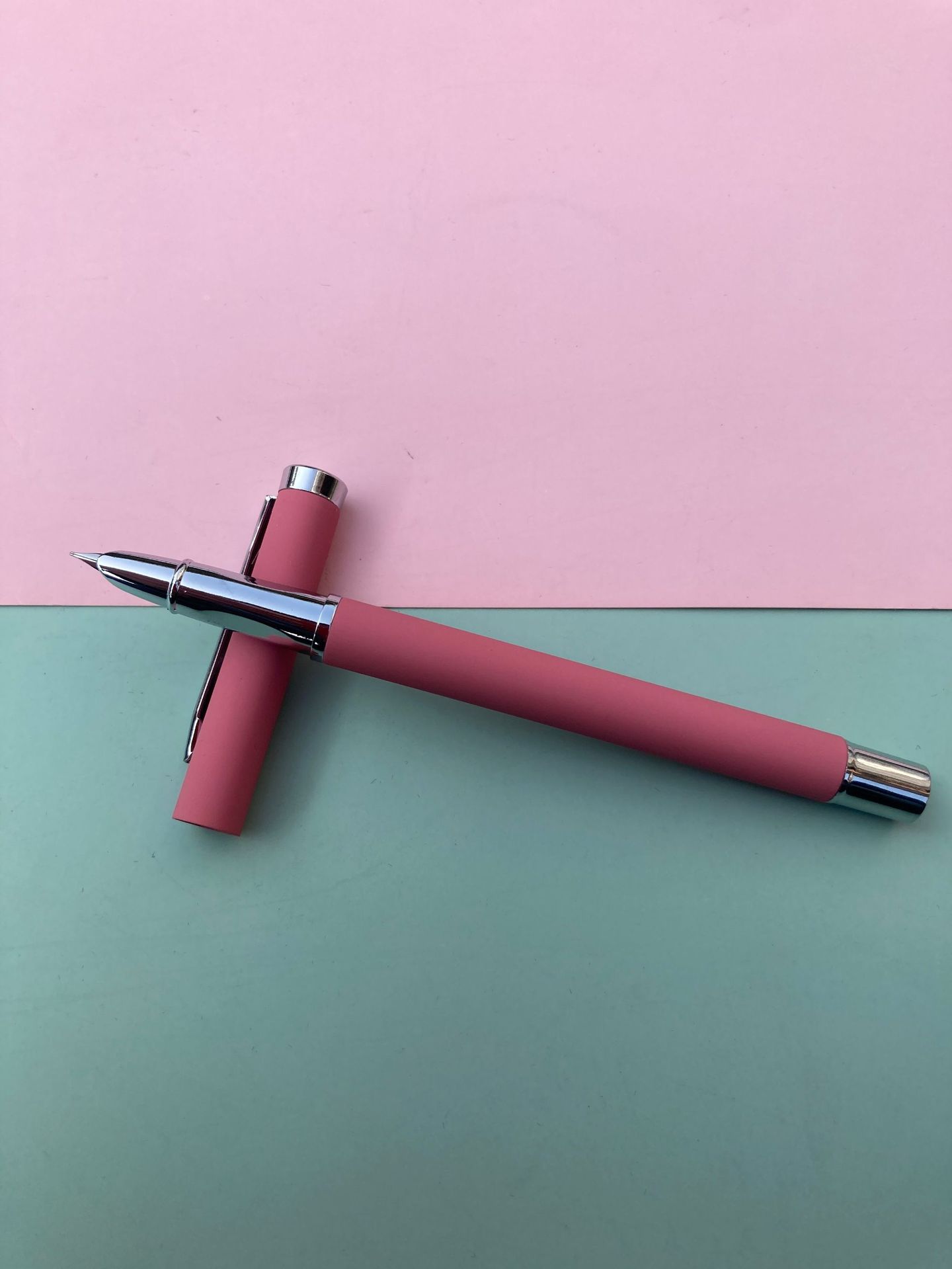 莫兰迪色系磨砂抽水胆墨囊两用金属钢笔学生正姿0.38mm水笔签字笔