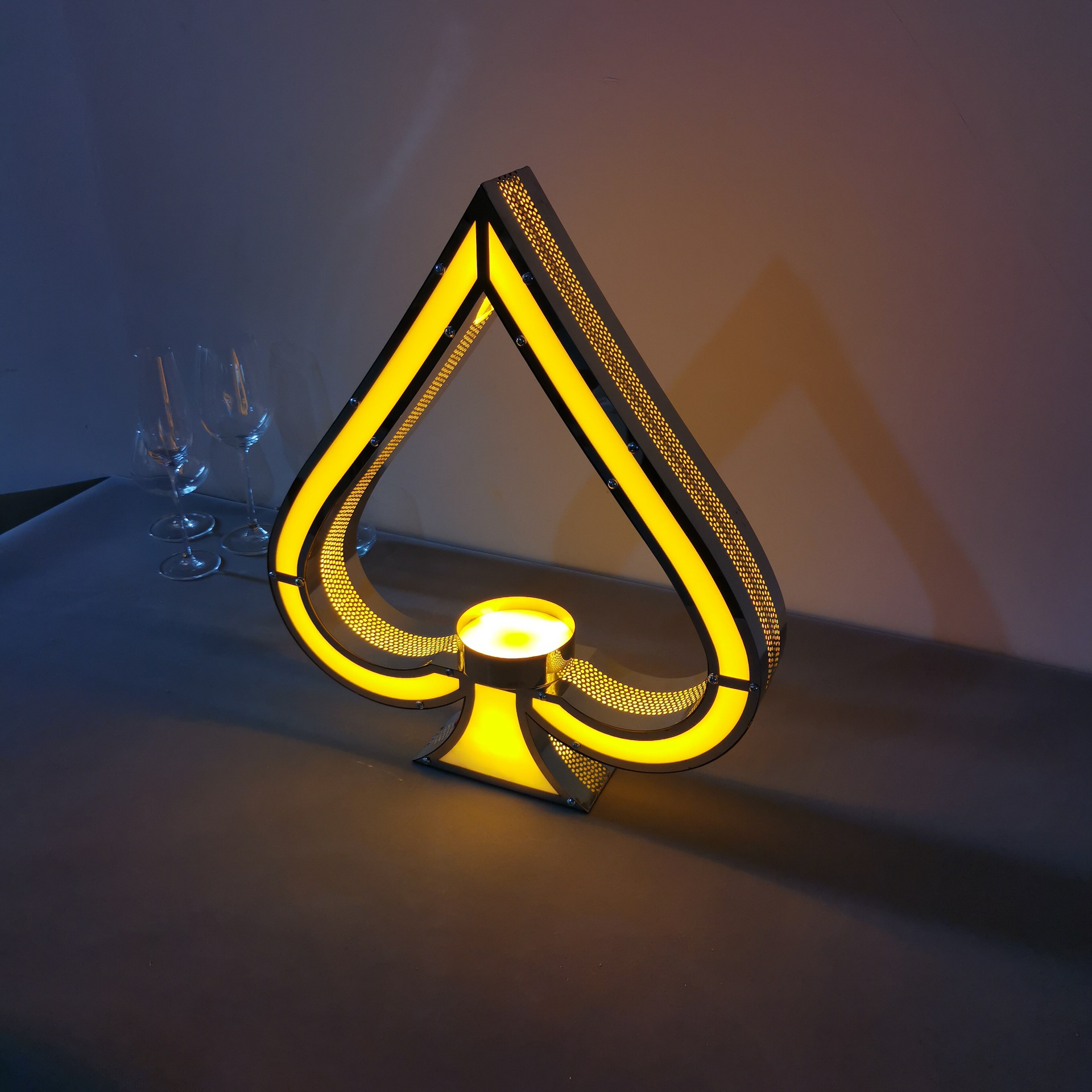 黑桃a神龙套酒吧ktv出酒道具座高档酒架激光发光酒座香槟王洋酒托