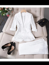新中式国风盘扣气场强大西装女春夏新款白色西服微喇裤两件套正装