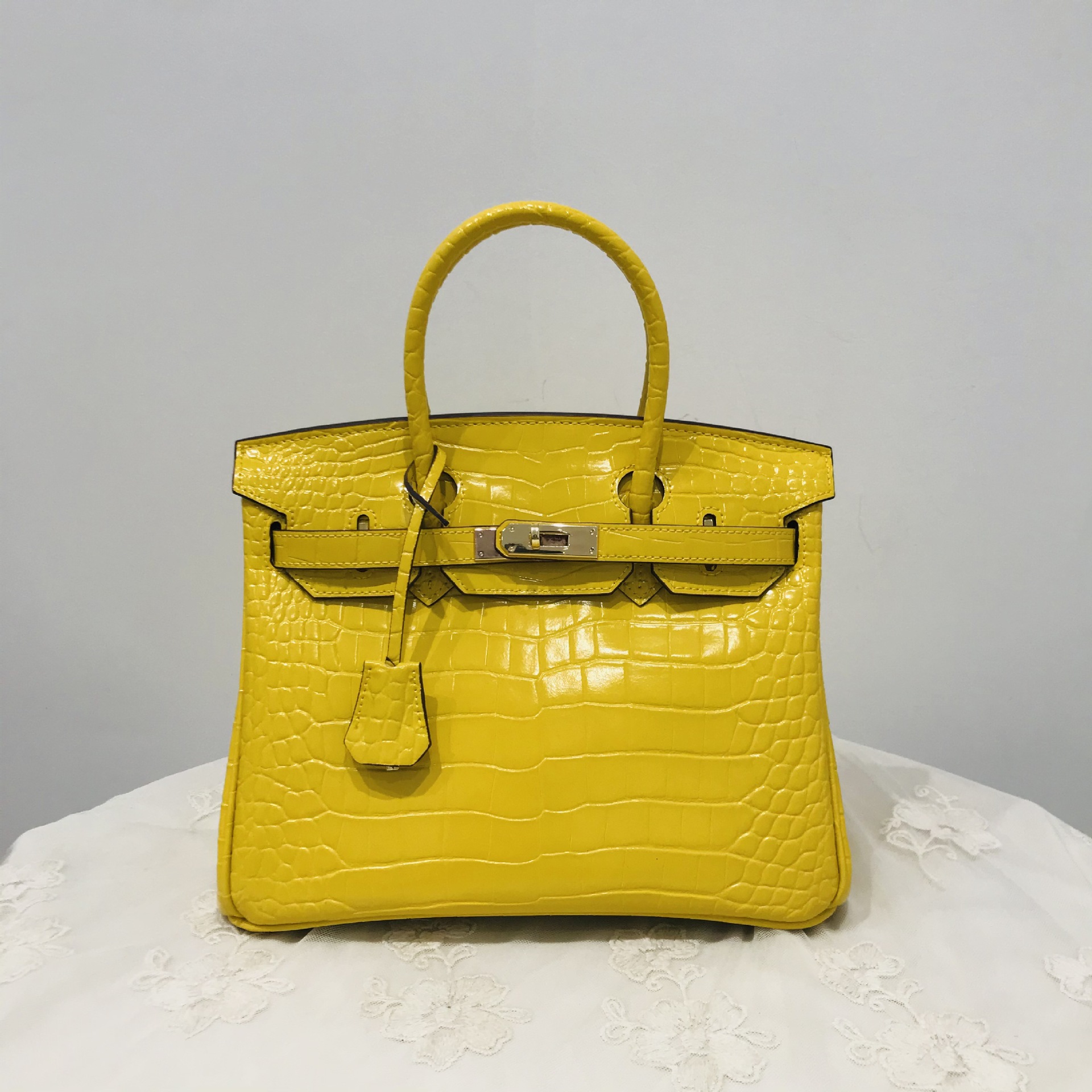 2021秋冬新款女包铂金鳄鱼纹牛皮包单肩斜挎手提经典休闲时尚