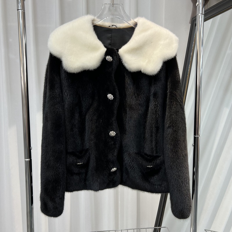 2023冬季新款紫标整貂水貂皮草女年轻款学院风花瓣领貂皮大衣短款