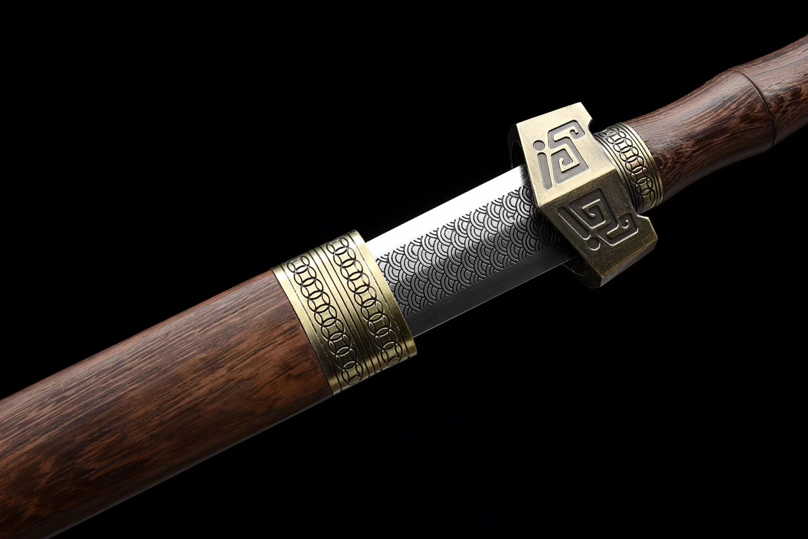 龙泉市刀剑复古辟邪 锰钢锻打烂花 中式一体长款秦剑冷兵器未开刃