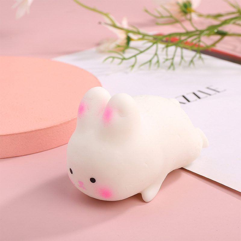 爆款创意卡通动物可爱超萌面粉小兔子解压捏捏乐发泄整蛊玩具批发