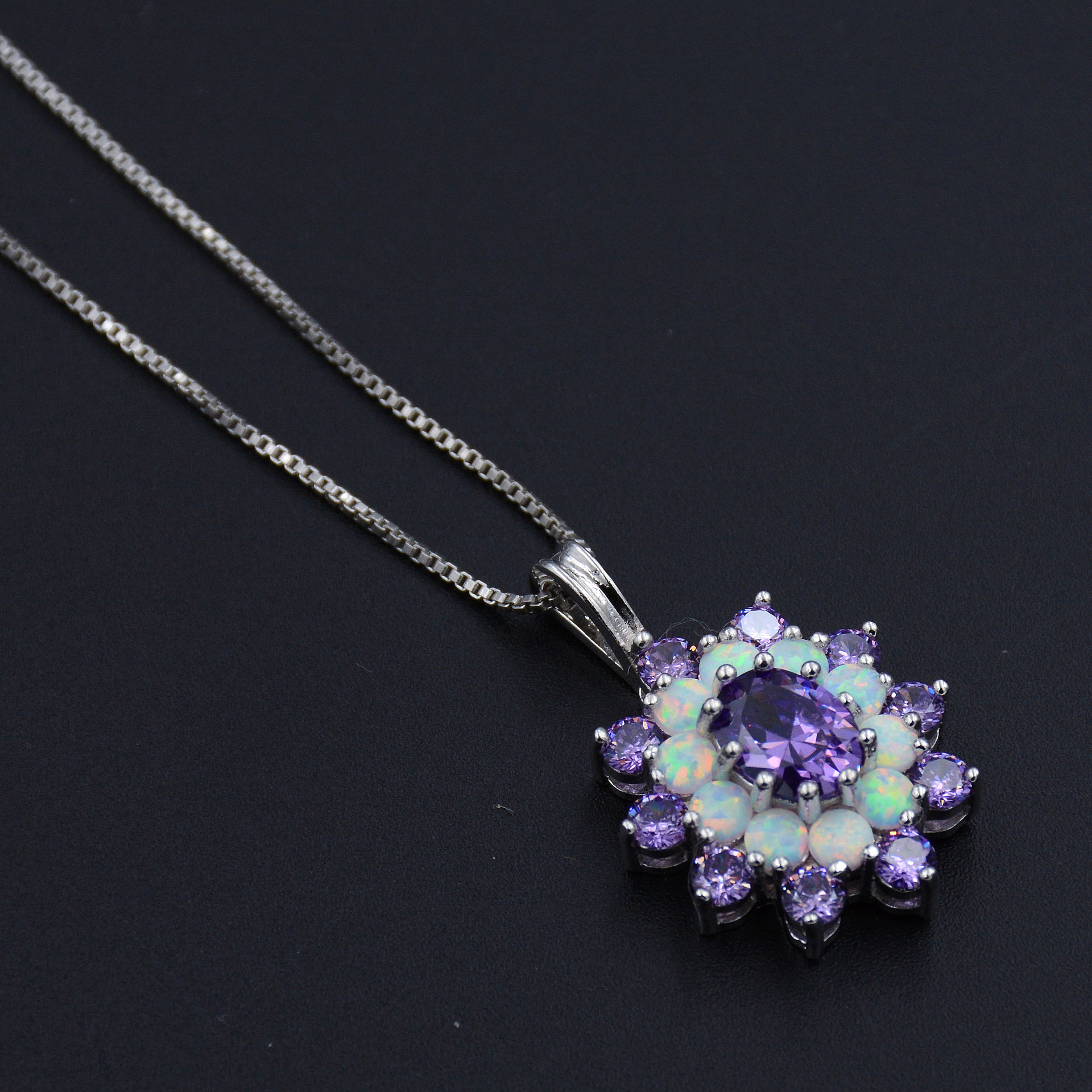 浪漫紫锆石澳宝吊坠女士花朵项链