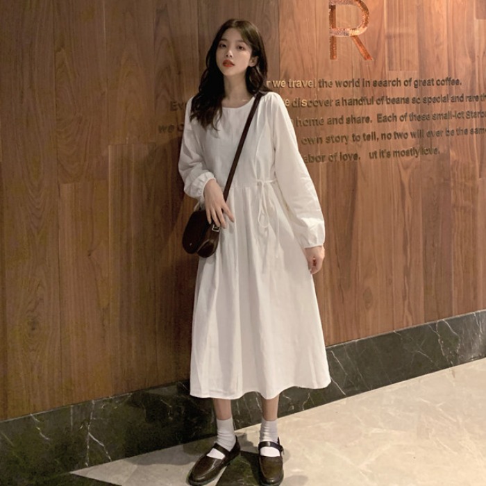 法式连衣裙女早春2021年新款学生减龄气质温柔系穿搭打底裙ins潮