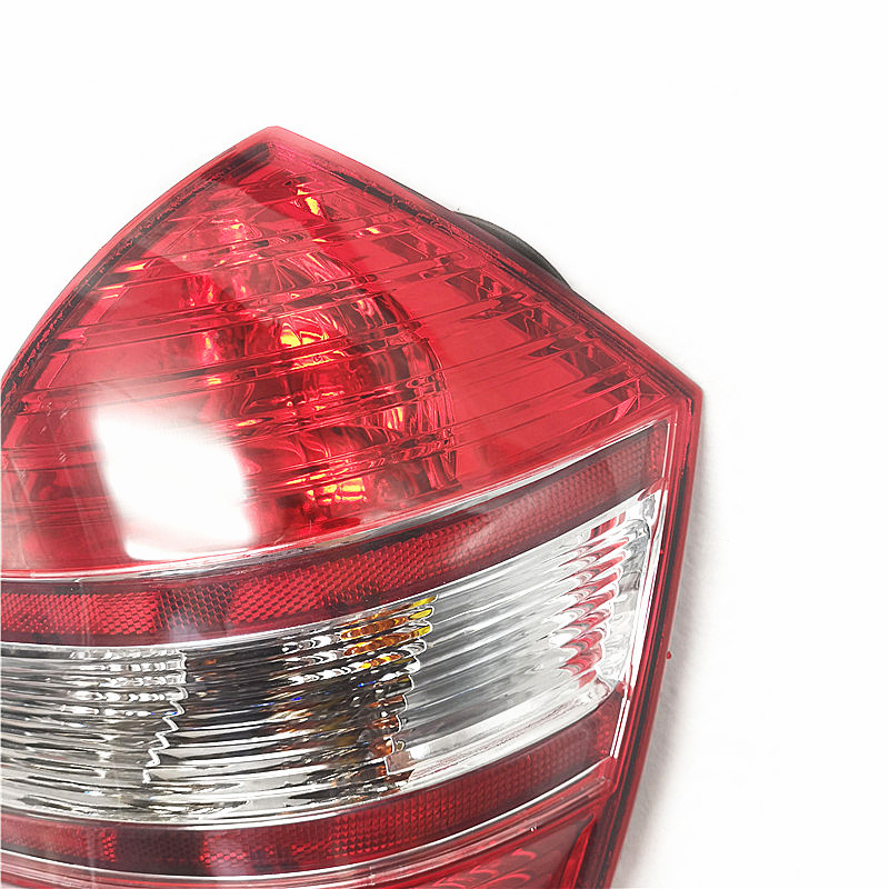 适用于比亚迪f6后尾灯总成 byd f6后尾灯 带led灯泡 f6尾灯 后灯