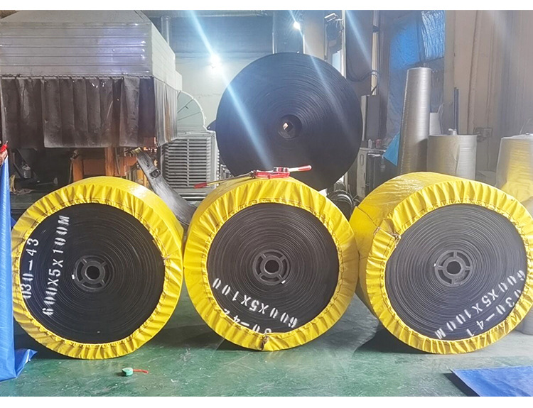 尼龙帆布输送带工业橡胶环形传送带矿用铺地花纹输送带现货批发