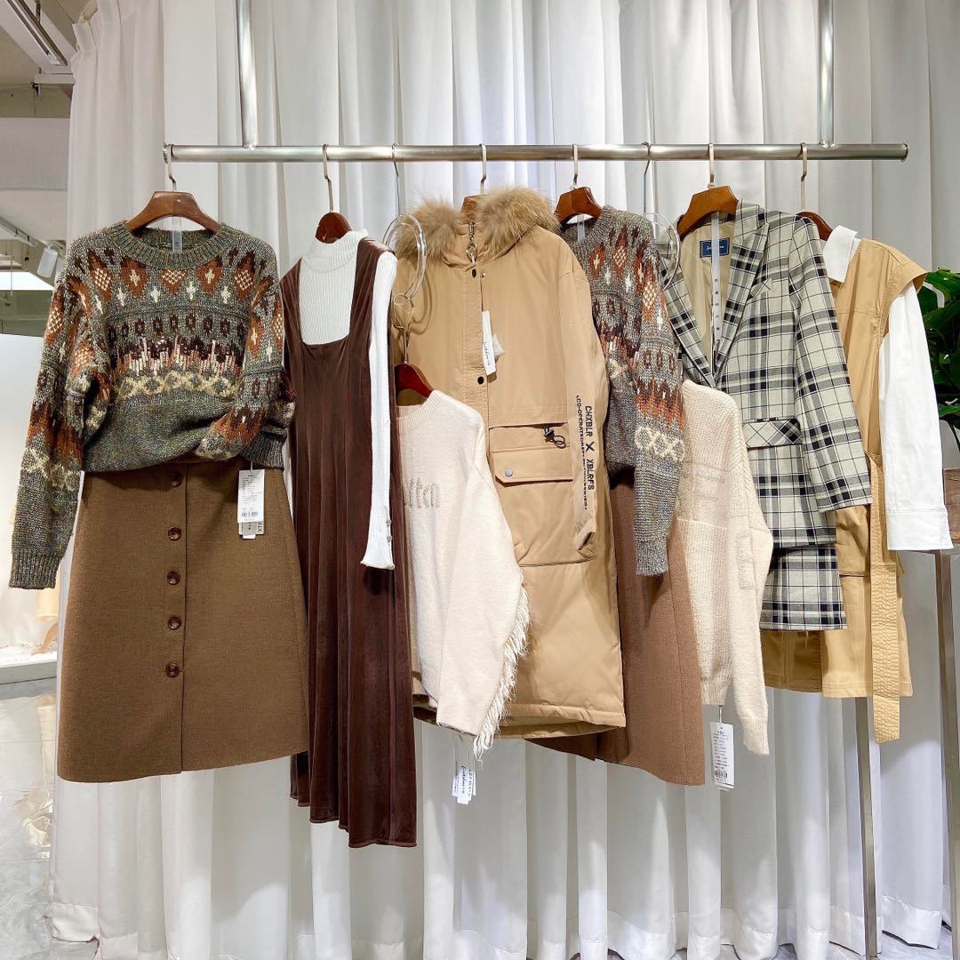 魔美m名作秋季撤柜尾货清仓欧货外贸大牌剪标女装折扣 直播间货源