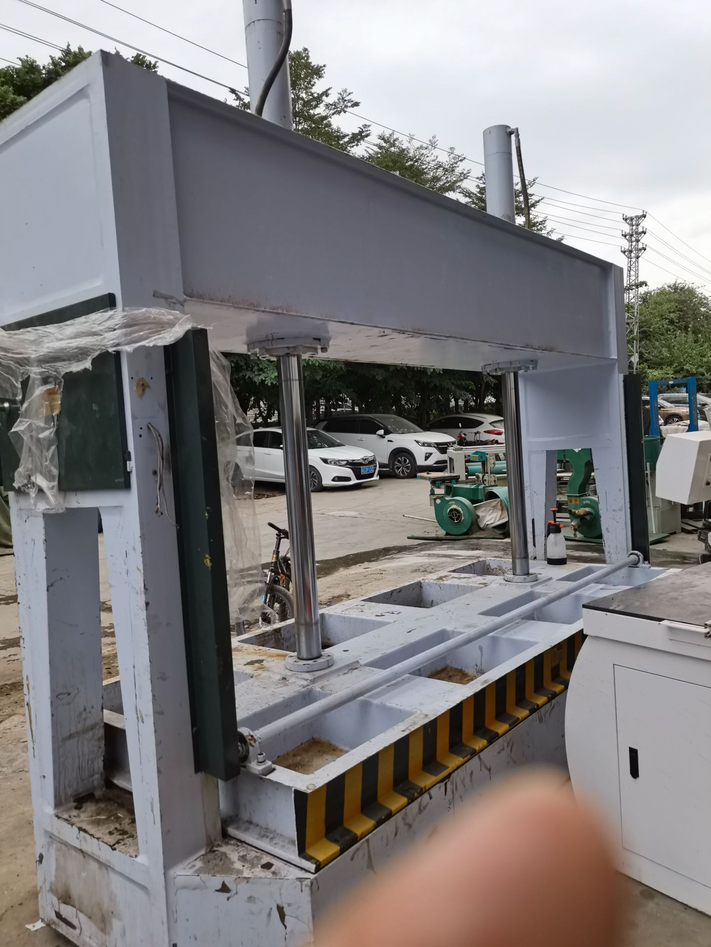 厂家出售木工机械框锯机大量高价回收各类二手木工机械设备