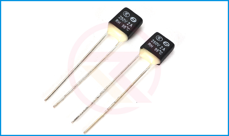 温度保险丝方形 1a 2a 3a 250v 105℃115℃125℃135℃145℃150