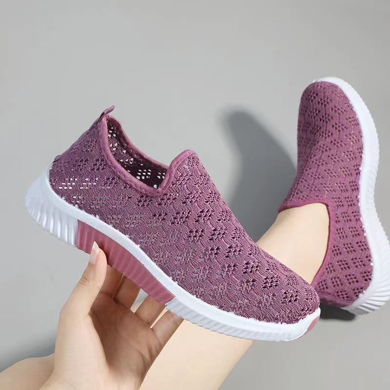 Mesh Surface Shoes Women's Summer Old Beijing Cloth Shoes Casual Breathable Casual Shoes Non-Slip Soft Bottom Flying Woven Women's Shoes Comfortable Mom Shoes