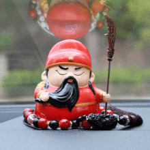 国潮Q版关公陶瓷摆件车载招财武财神创意礼品厂家直销批发