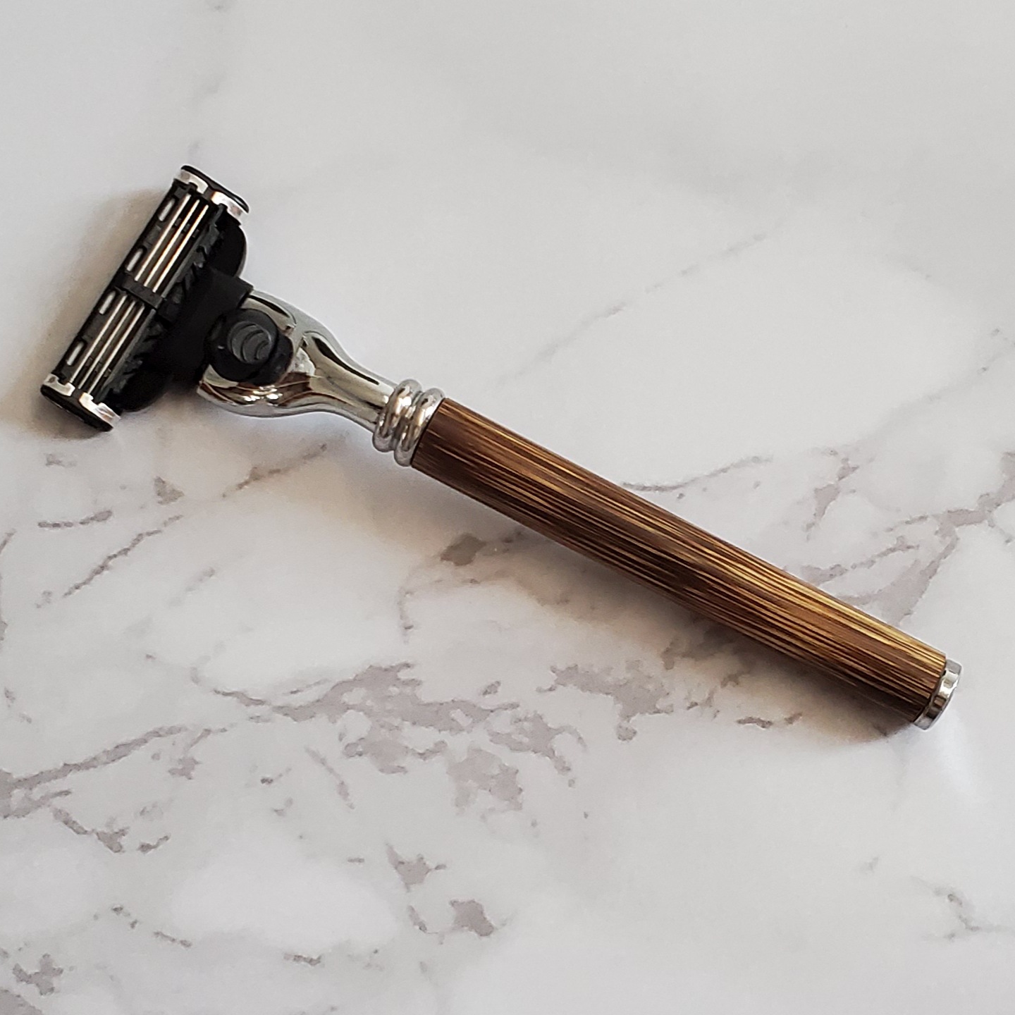 手动剃须刀手动刮胡刀三层刀架三层剃须刀主体金丝竹棕竹